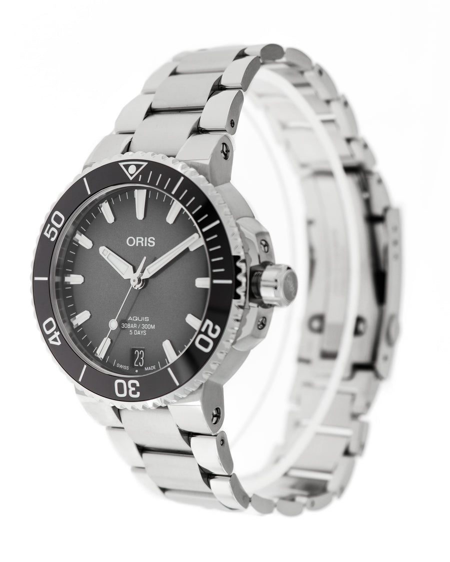 Aquis date calibre 400 40077694154-0782209peb