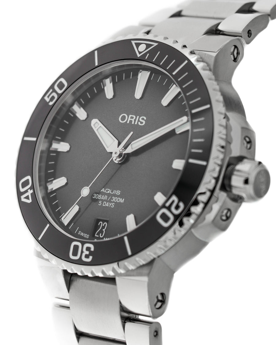 Aquis date calibre 400 40077694154-0782209peb