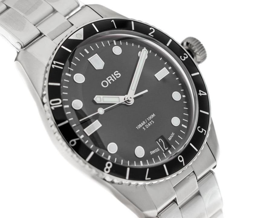 Divers sixty-five 12h calibre 400 40077724054-0782018