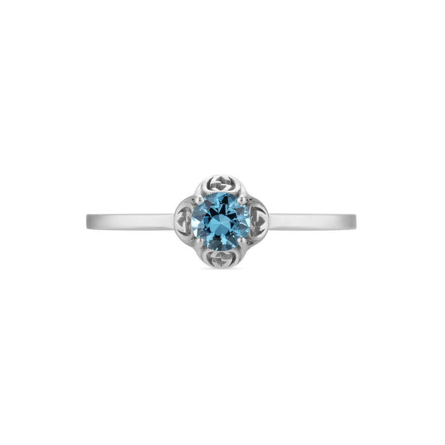 Interlocking G Ring in 18kt white gold with topaz and detail YBC662428004