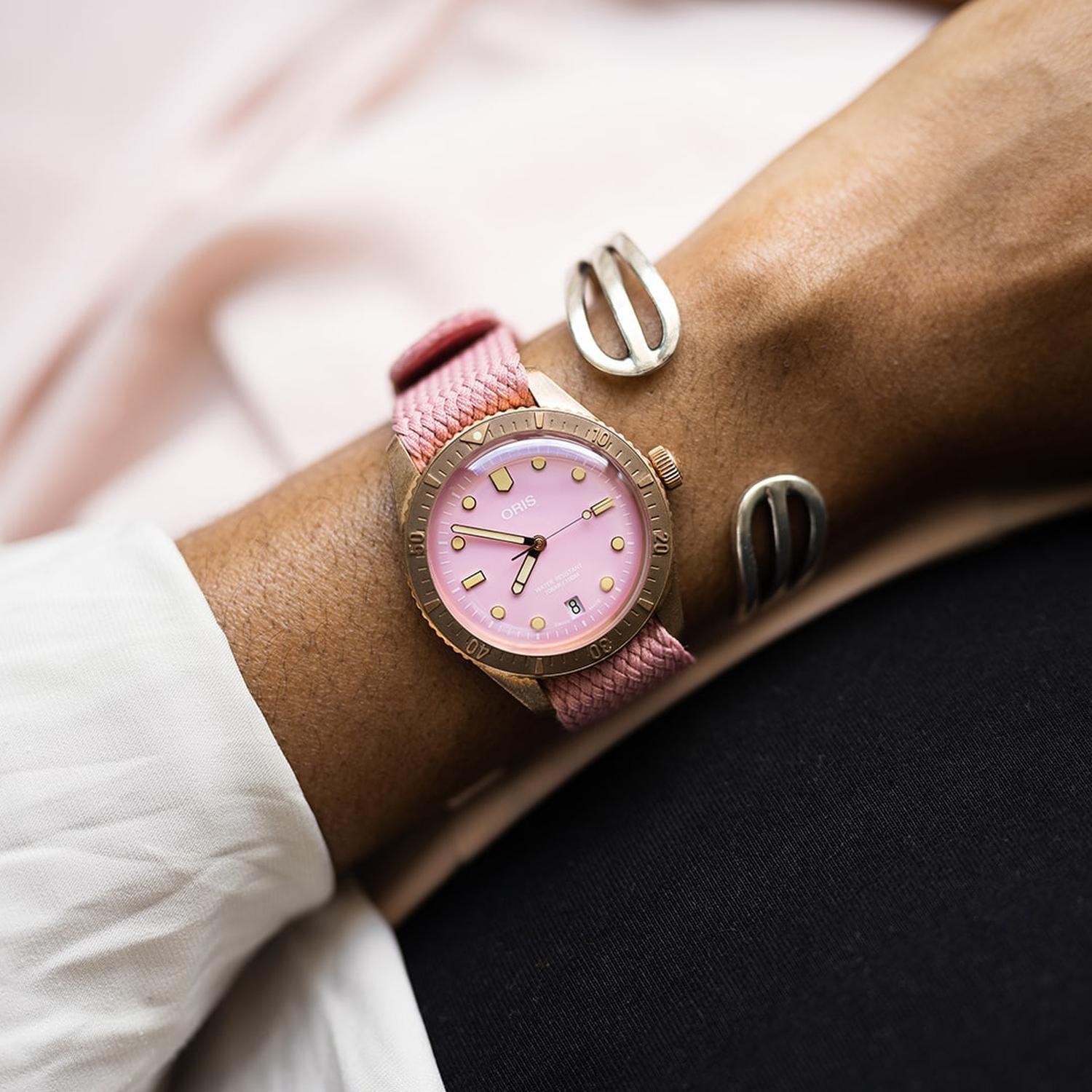 Oris - 73377713158-0731904BRS - Divers Sixty-Five 'Cotton Candy'